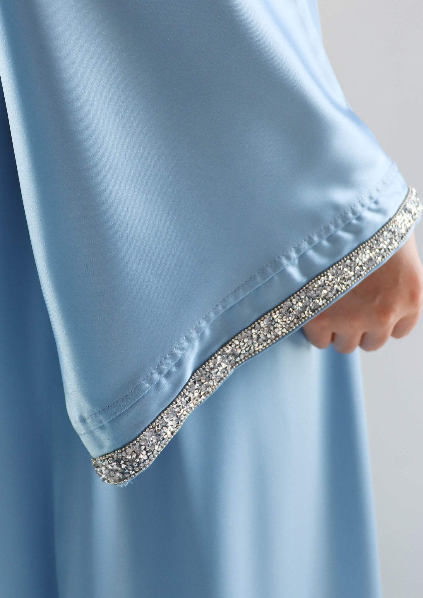 006 SATIN DIAMONDS OPEN ABAYA