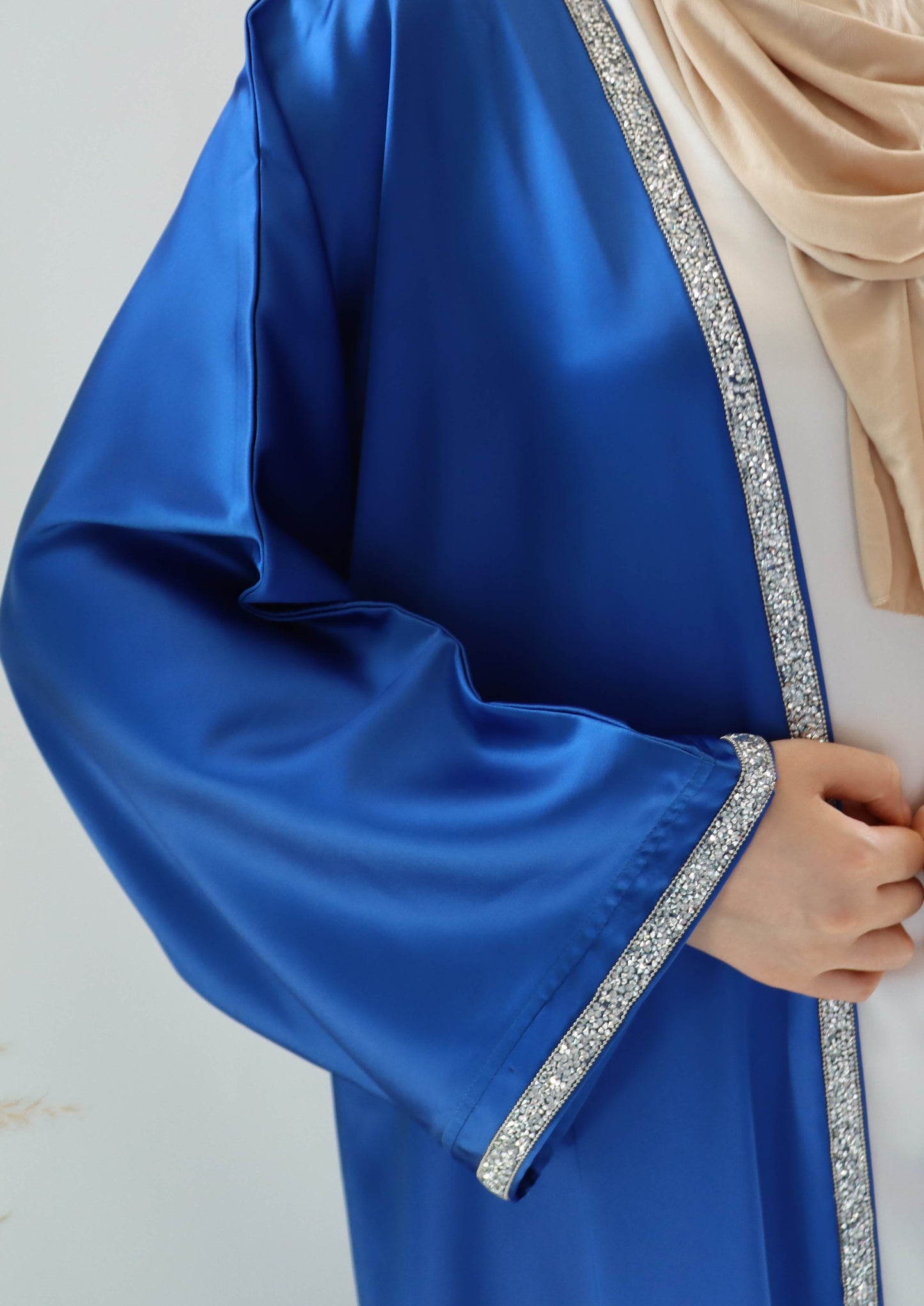 005 SATIN DIAMONDS OPEN ABAYA