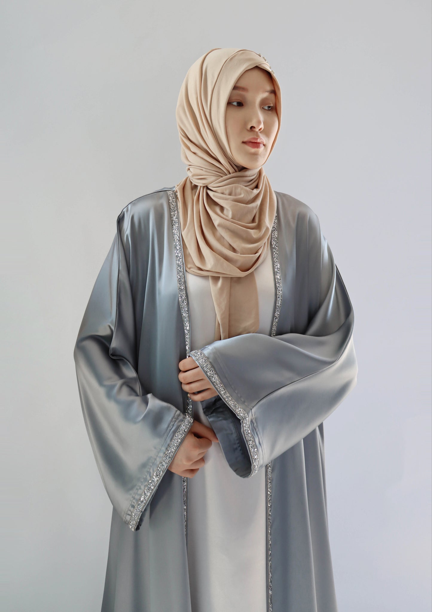 004 SATIN DIAMONDS OPEN ABAYA